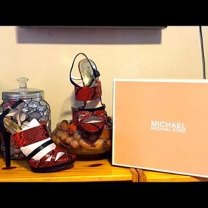 Brand New Michael Kors Size 11 Red & Black Sexy Heel